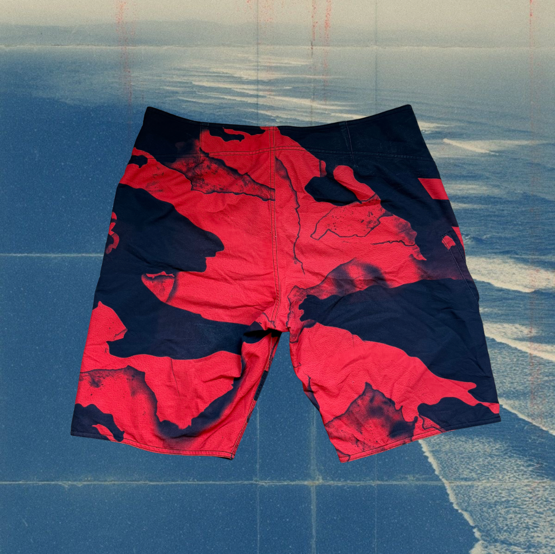 Fox Racing Motion Fracture red & black vintage boardies