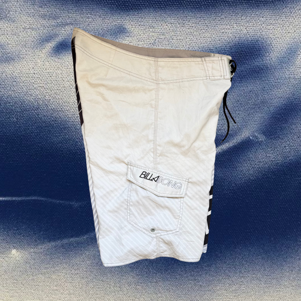 Billabong white with graphic logo vintage boardies