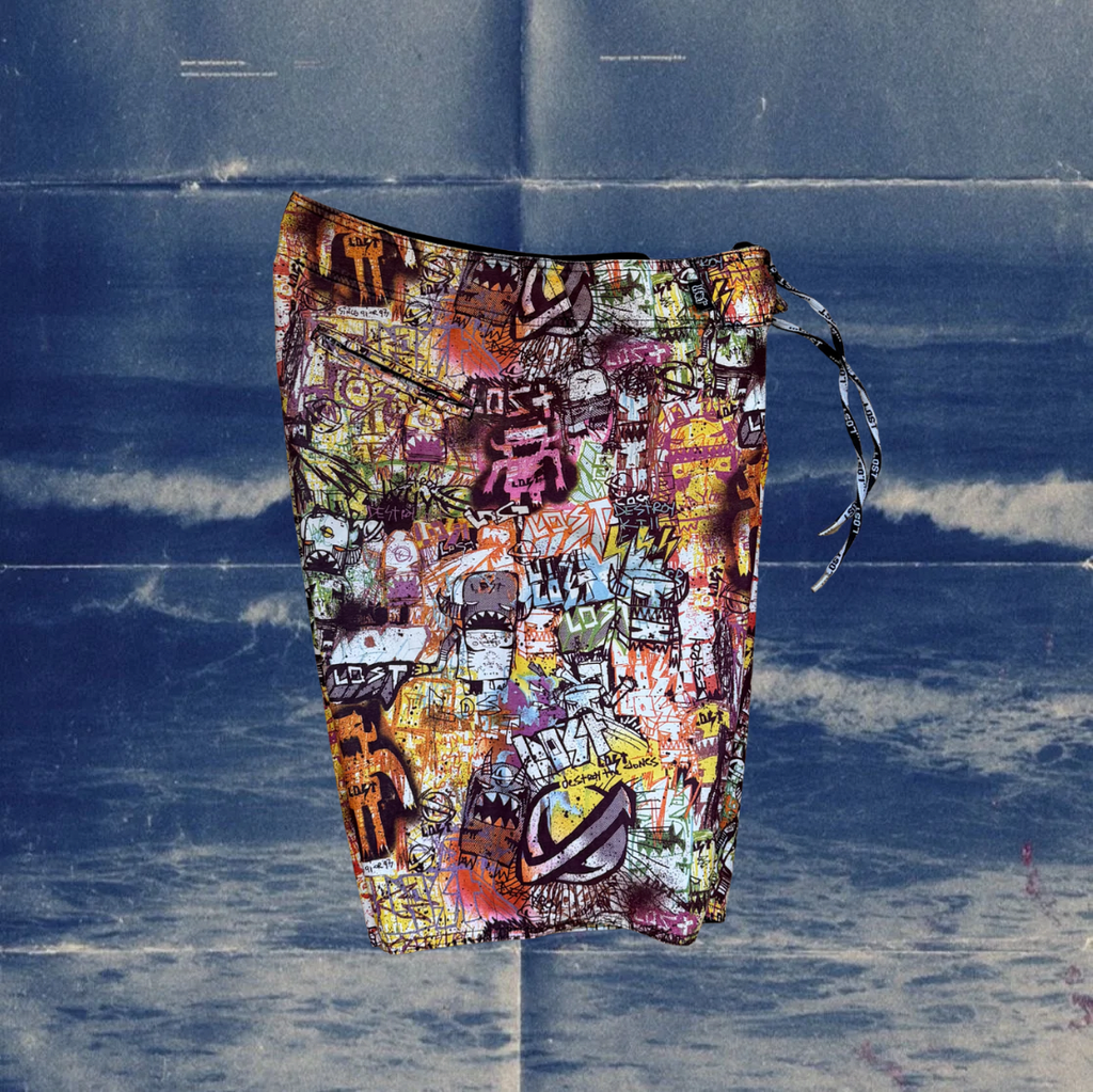 Lost multicolour graffiti vintage boardies
