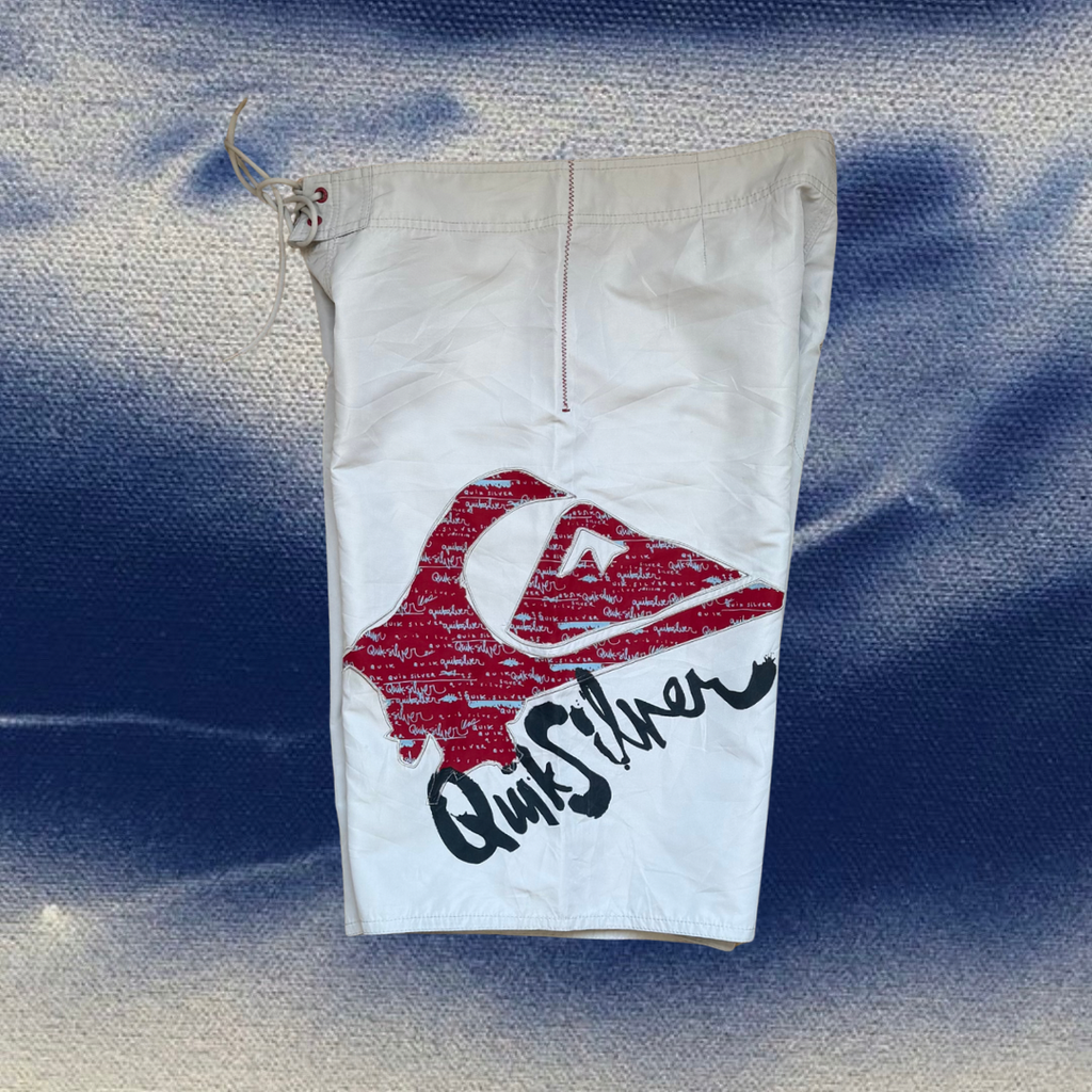 Quicksilver light grey vintage boardies