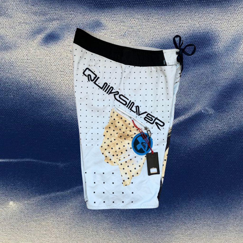 Quicksilver graphic vintage boardies