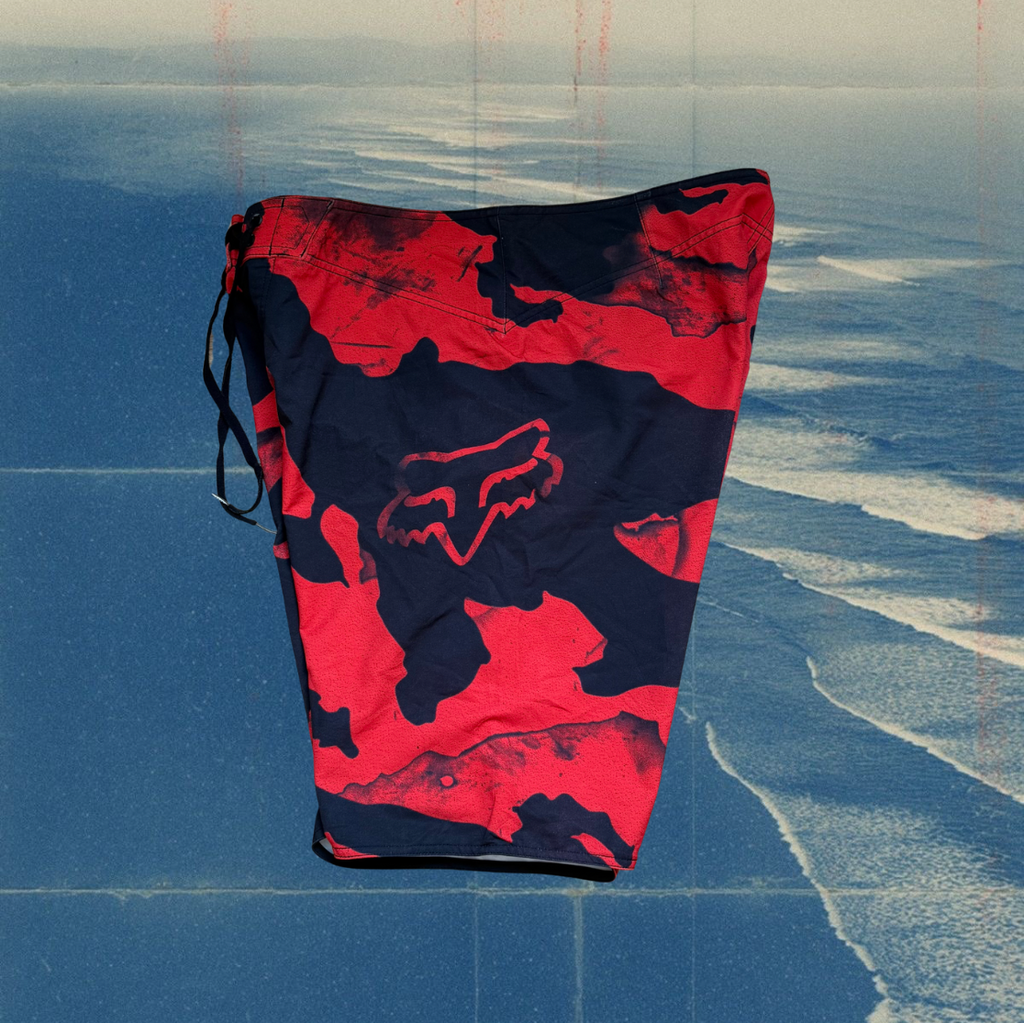 Fox Racing Motion Fracture red & black vintage boardies