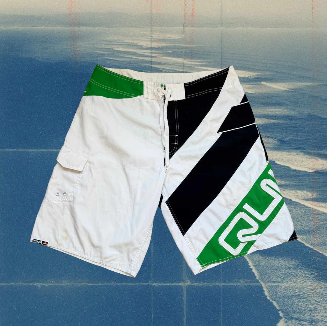 Quicksilver white & green vintage boardies