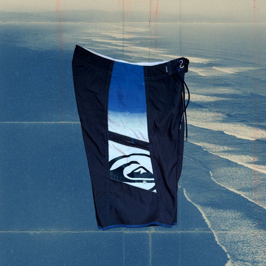 Quicksilver Circuit navy vintage boardies