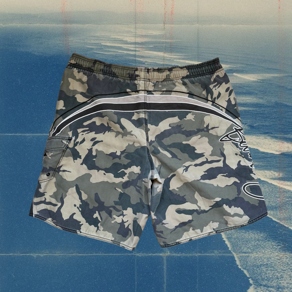 Billabong camouflage script logo vintage boardies