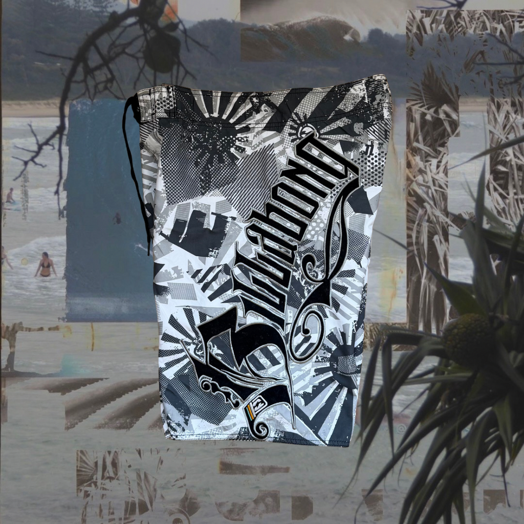 Billabong Rising Sun graphic black/white vintage boardies