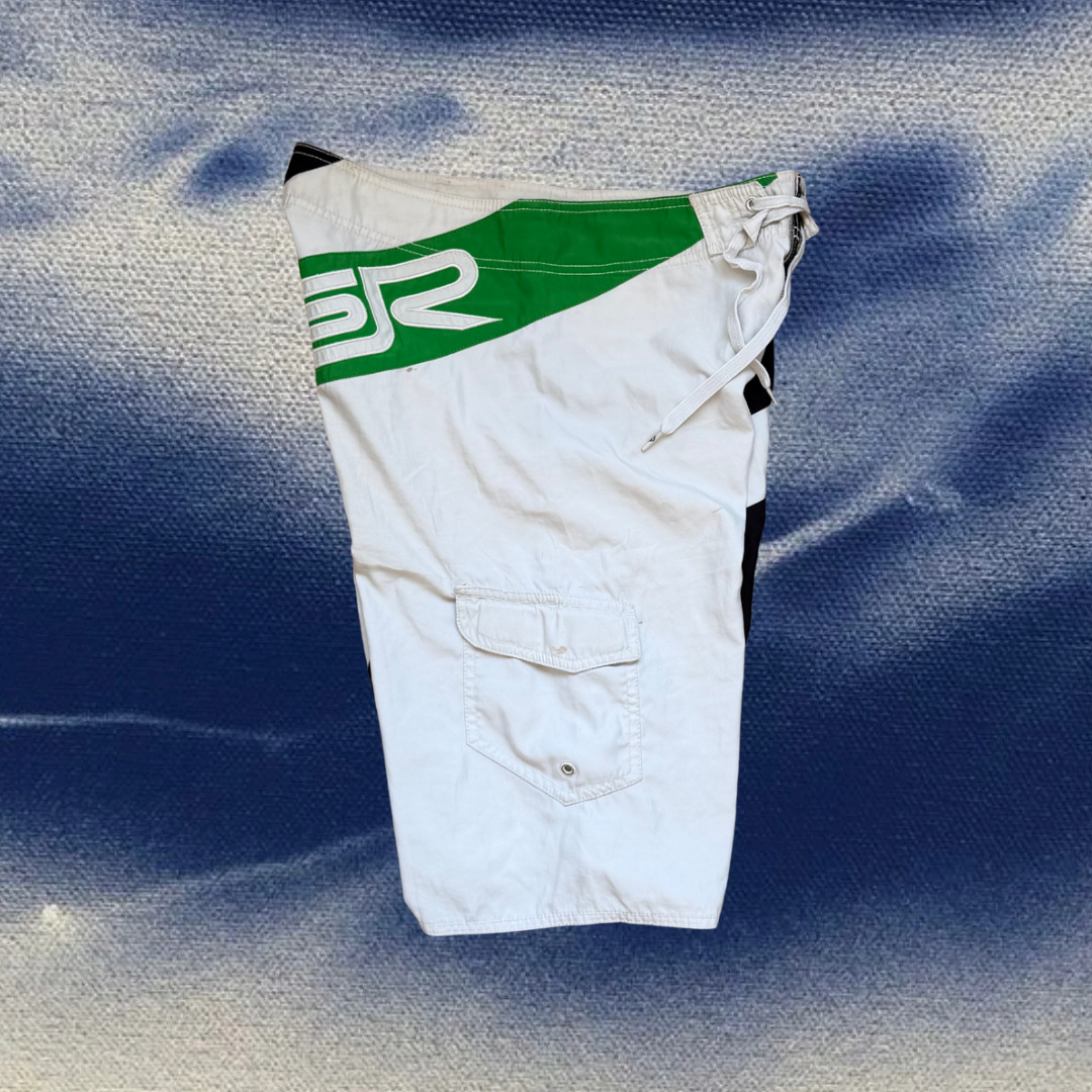 Quicksilver white/green vintage boardies