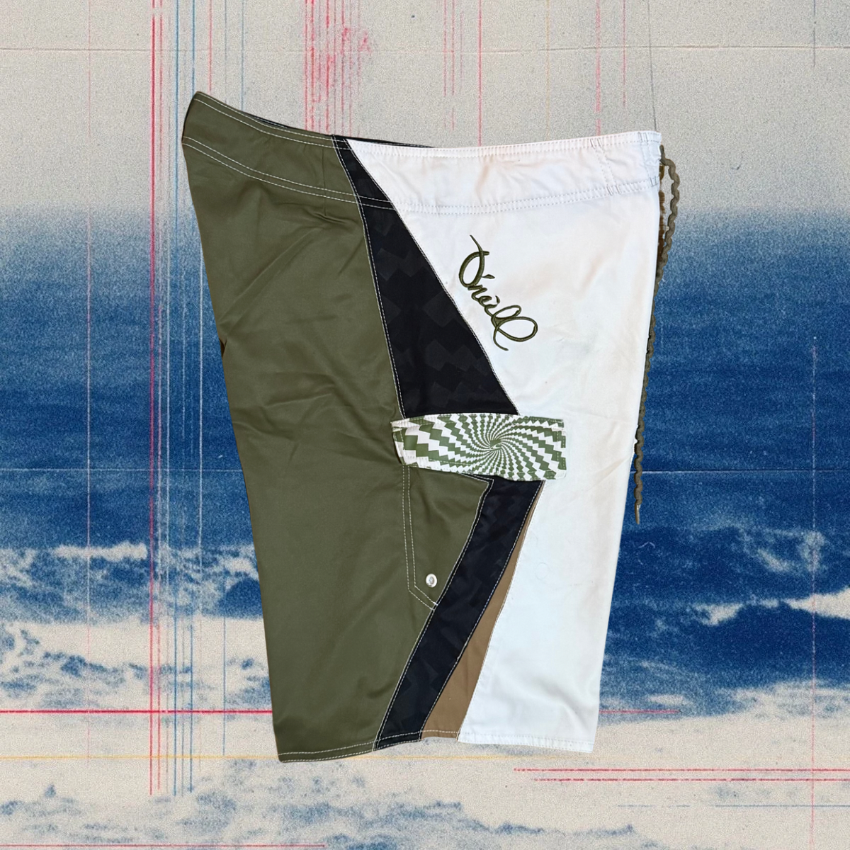 O’Neill white/green retro vintage boardies