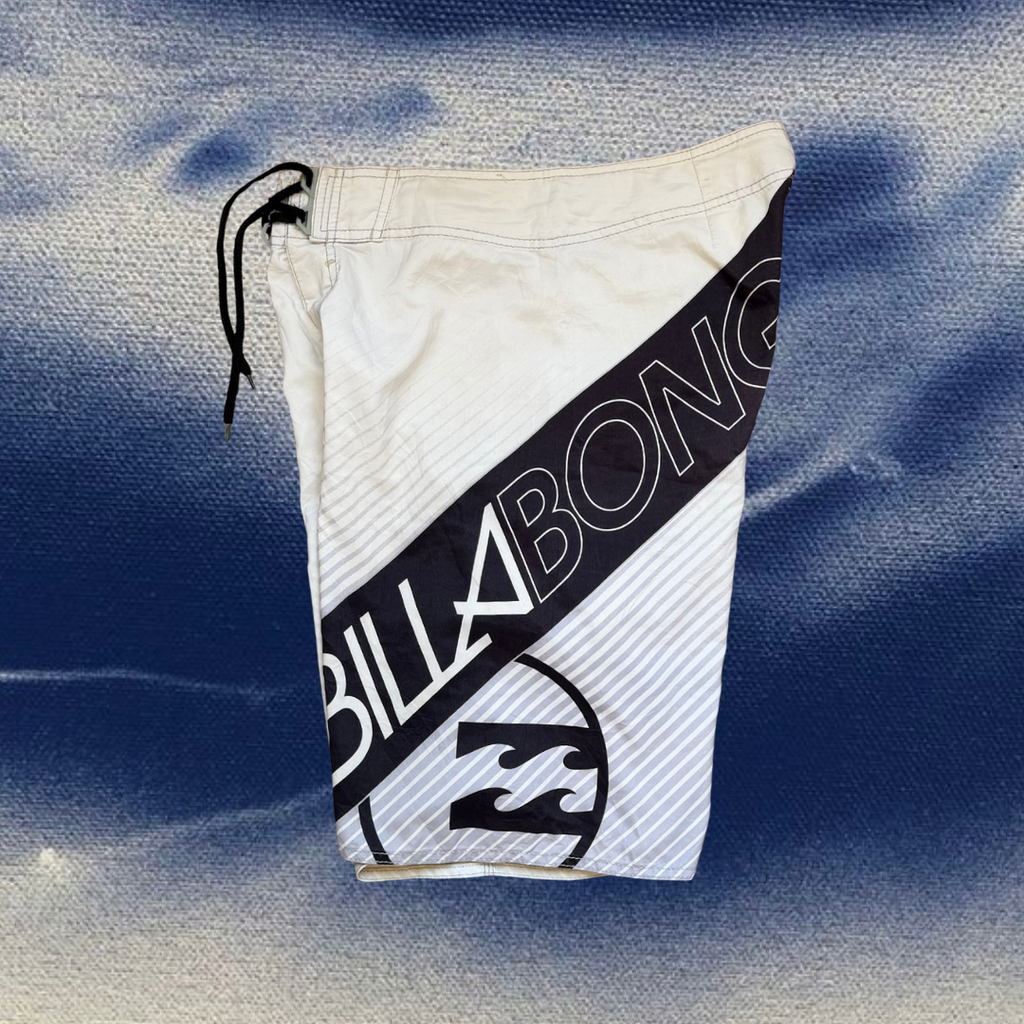 Billabong white with graphic logo vintage boardies