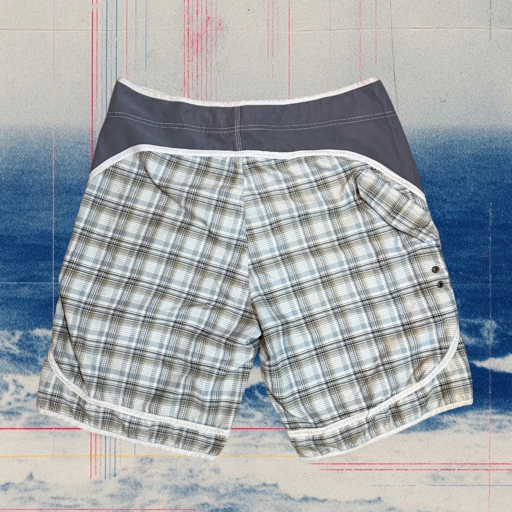 Billabong light blue/grey checkered vintage boardies