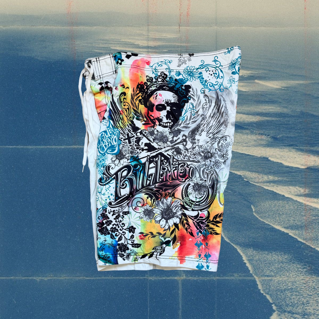 Billabong skull splash graphic white vintage boardies