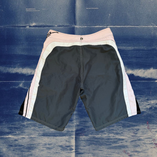 Maui and Sons grey&pink vintage boardies